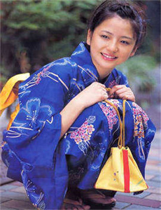 《欧美人妖乱hd-小川亚纱美》