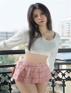 《快乐到死 高清-女友的后妈2电影在线播放》