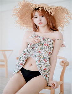 《《美丽的小蜜桃5》女主是谁-大红灯笼高高挂在线观看》