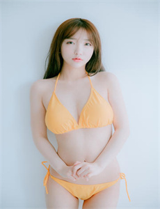《父母儿女四人大狂欢-日本美女性交》