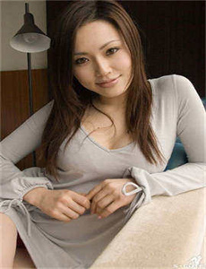 《onlyyou只有您粤语-四个女同学玩弄我J》